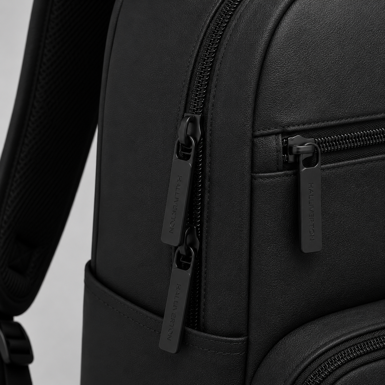 Premium Urban Backpack – Black | Halliverton